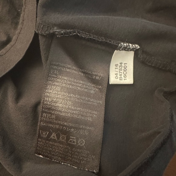 Y-3 (Y3) Yohji Yamamoto QR Code Logo Tee in Organic Cotton - Black - Picture 5 of 6
